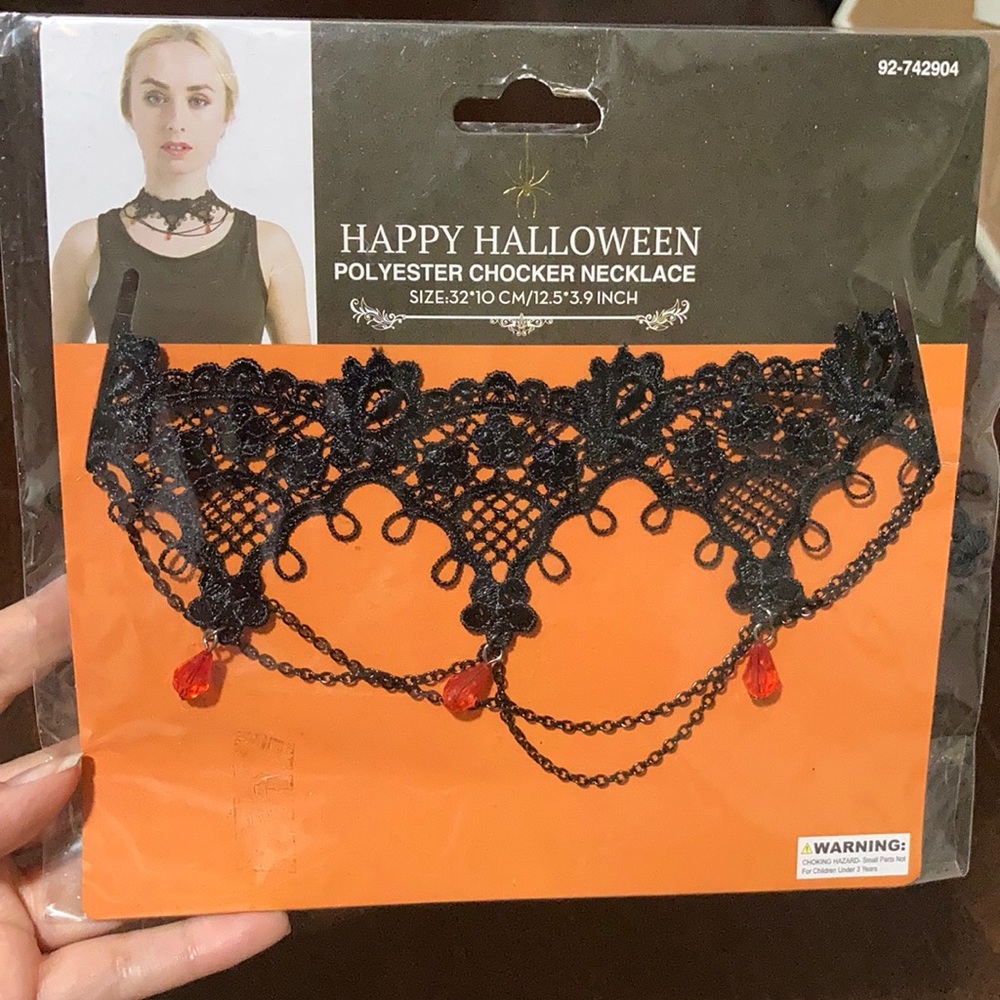 Choker Necklace • Black lace